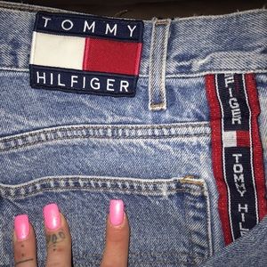 - Vintage Tommy Hilfiger jeans